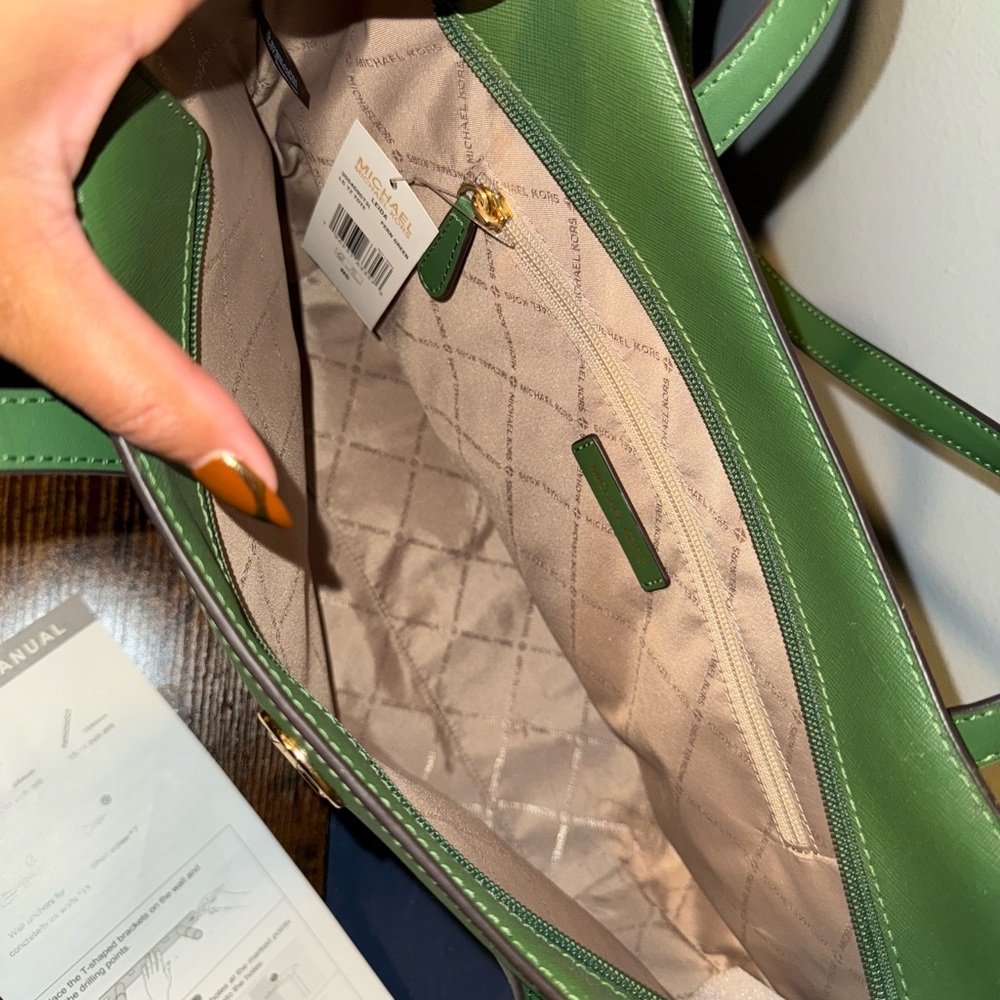 Michael Kors Olive Green Tote Bag - Picture 2 of 4